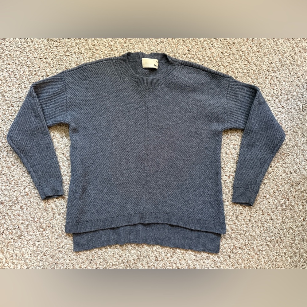 Wilfred Free 100% Merino Wool Crew Neck Sweater